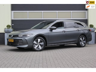 Volkswagen Passat Variant 1.5 eTSI Business | Camera | Dodehoek detectie |
