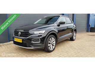 Volkswagen T-Roc 1.5 TSI,Trekhaak,Camera