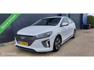 Hyundai Ioniq 1.6 GDi hybrid ,Camera,Adaptive,Infinity audio