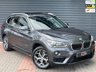 BMW X1 SDrive20i Corporate Lease High Executive M Pakket | Carplay | Leder | Dealer OH | Trekhaak