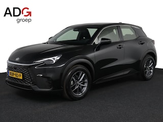 Lexus LBX Elegant 2WD | Apple Carplay/Android Auto | Parkeersensoren | Stoel/Stuurverwarming | Parkeercamera |