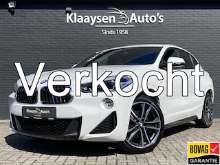 BMW X2 sDrive18i High Executive M-Sport | dealer onderh. | leer/stof interieur | panoramadak | navigatie | sportstoelen
