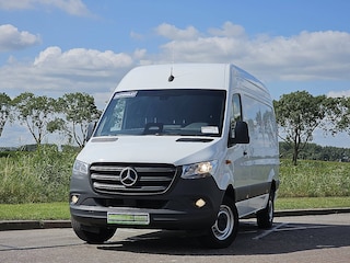 Mercedes-Benz Sprinter 317