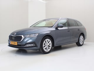 Skoda Octavia Combi 1.0 e-TSI 110PK DSG7 Style [ TREKHAAK+ACC+STUURVERW.+STOELVERWARMING+NAVI+PDC ]