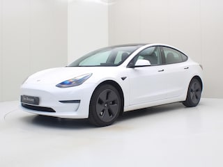 Tesla Model 3 Long-Range AWD 351pk 75 kWh UPGRADE 94,4% SoH [ WARMTEPOMP+AUTOPILOT+620KM WLTP+PREMIUM AUDIO ]