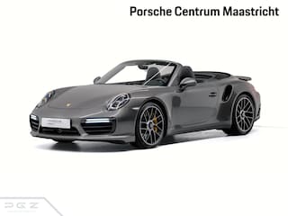 Porsche 911 Turbo S Cabriolet
