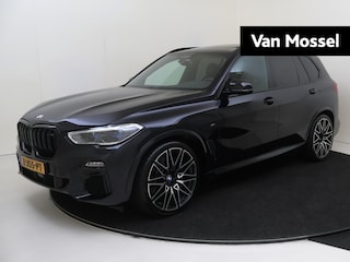 BMW X5 M50i High Executive 531 PK | airco automatisch | Apple Carplay/Android | cruise control | lederen bekleding | lichtmetalen velgen multi-spaaks 21"|  M Aerodynamica | navigatiesysteem full map + hard disk