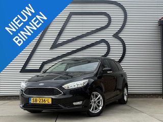 Ford Focus Wagon 1.0 Titanium 2e Eigenaar|Camera|Trekhaak|Carplay|Clima|Cruise|PDC V+A|Elek ramen|D-riem vv in 2023|APK tot 01-2027