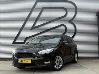 Ford Focus Wagon 1.0 Titanium 2e Eigenaar|Camera|Trekhaak|Carplay|Clima|Cruise|PDC V+A|Elek ramen|D-riem vv in 2023|APK tot 01-2027