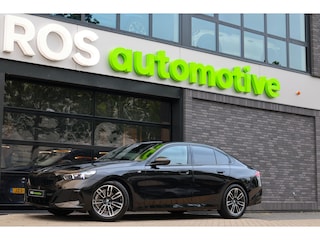 BMW 520i | FACELIFT | M-SPORT | MEMORY | KEYLESS | DODE HOEK | LED | SFEERVERLICHTING |