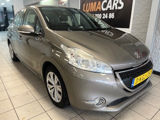 Peugeot 208 1.2 VTi Envy | Nieuwe APK | Navi | Cruise | PDC