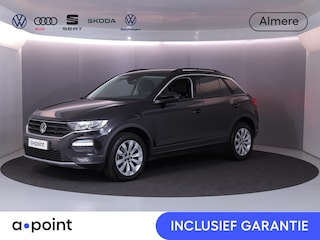 Volkswagen T-Roc 1.5 TSI Style 150 pk Automaat (DSG) | Navigatie | Trekhaak | Parkeersensoren | Autom. airco | Adaptieve cruise control |