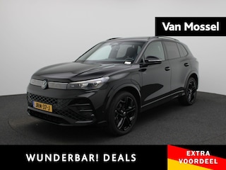 Volkswagen Tiguan 1.5 eHybrid R-Line Edition 204 PK| Origineel Nederlands | 1e Eigenaar | Panoramadak | Navigatie | Achteruitrijcamera | Stoelverwarming | Stuurwielverwarming | Achterklep Elektrisch