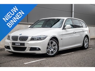 BMW 3-serie Touring 325xi M Sport | Bluetooth | Trekhaak | PDC | HiFi