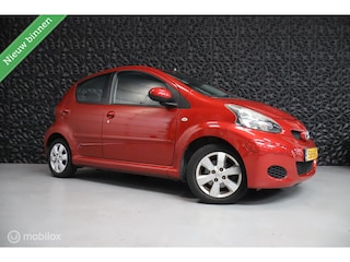 Toyota Aygo 1.0-12V Aspiration Red Navigator | Elektr. ramen