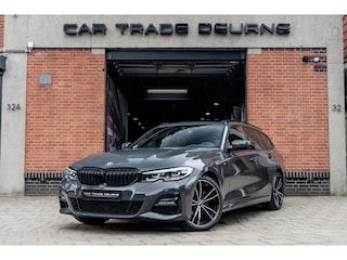 BMW 3-serie Touring 318i High Executive M-Sport Pano / Camera / Ambi