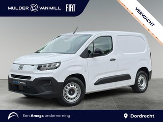 Fiat Doblò L1 50 kWh 136pk | 8 jaar garantie | 0% financial lease | 2-zits | Houten afwerking laadruimte | NAVI | Apple Carplay | Android Auto | Multimedia | Digital cockpit | Stuurwielbediening | Achteruitrijcamera | Parkeersensoren voor en achter | Dode hoek detectie | Licht- en regensensor | Mistlampen | Elektrisch inklapbare spiegels | Stoelverwarming | van €31.475 ex. BTW voor €27.450 ex. BTW rijklaar