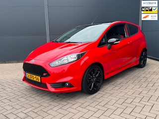Ford Fiesta 1.0 EcoBoost Red/Black Edition