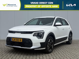 Kia Niro Light Edition 64.8 kWh | Adaptive Cruise Control | Carplay | Achteruitrijcamera | Lichtmetalen velgen | Navigatie | accuconditie 99.2 % |