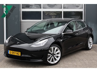 Tesla Model 3 Standard RWD Plus 60 kWh | Trekhaak & 19 Inch | Nette Nederlandse Tesla met lage kilometerstand (SOH 86,4%)