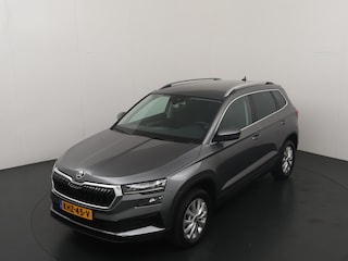 Skoda Karoq 1.5 TSI ACT 150pk Business Edition | Cruise Control | Climate Control | Camera | Apple Carplay & Android Auto |