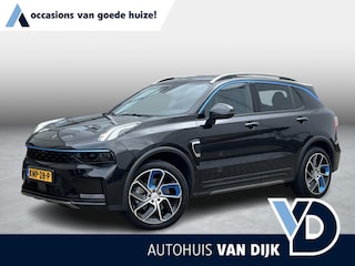 Lynk & Co 01 1.5 | 1.800kg Trekgewicht!/Navi/Pano.Dak/Zwarte Hemel/360° Camera/Adapt.Cruise/El. Stoelverst.+Memory