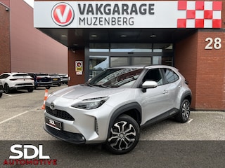 Toyota Yaris Cross 1.5 Hybrid 115 First Edition // ADAPT. CRUISE // KEYLESS // APPLE-ANDROID AUTO // CAMERA // STOELVERWARMING //