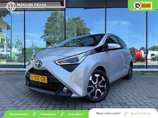 Toyota Aygo 1.0 VVT-i x-joy - Automaat - Climate - Trekhaak - Media - Org.NL