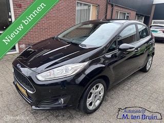 Ford Fiesta 1.0 Style Ultimate /NAVI/Trekhaak/Cruise/parkeersensoren