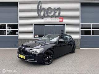 BMW 114i Business+ CARPLAY