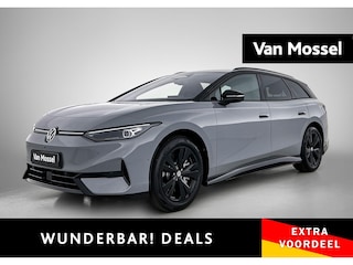 Volkswagen ID.7 Tourer Limited Edition 59 kWh 204pk | UIT VOORRAAD LEVERBAAR | Trekhaak inklapbaar | Apple CarPlay en Android Auto | head-updisplay | Adaptive Cruise Control | Voorstoelen verwarmbaar | Automatische airconditioning | Parkeercamera |