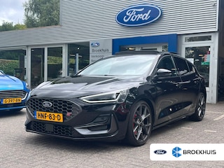 Ford Focus 2.3EB ST-X | 2024! | AUTOMAAT! | PANODAK | ADAPTIVE CRUISE HEAD UP | CAMERA | WINTERPACK | PERFORMANCE STOELEN | B&O | DODE HOEK | PARK SENS V+A