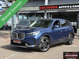 BMW iX1 eDrive20 67 kWh Shadow line 07-2024