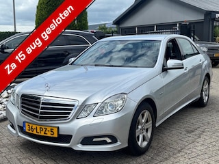 Mercedes-Benz E200 Benzine Sedan Avantgarde 2010 Xenon 122.000 KM