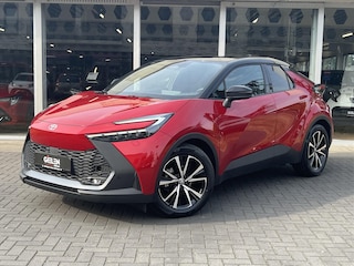 Toyota C-HR 1.8 Hybrid 140 Dynamic Plus | Elektrische achterklep, Stoel + Stuurverwarming, Keyless, 18 inch, Groot scherm