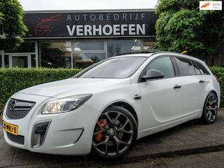 Opel Insignia Sports Tourer 2.8 T OPC 4x4 - PANORAMADAK - SCHAALSTOELEN - XENON - VOLLEDIG ONDERHOUDEN !