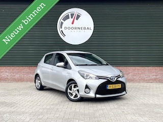 Toyota Yaris 1.5 Hybrid Aspiration / CAMERA / PARKEERSENSOREN