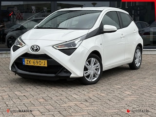 Toyota Aygo 1.0 VVT-i x-play limited