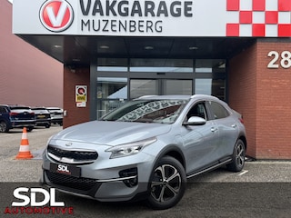 Kia XCeed 1.6 GDi PHEV DynamicPlusLine // KEYLESS // TREKHAAK // HALF LEDER // CAMERA+SENSOREN // STUUR+STOELVERARMING // NAVI+CARPLAY //