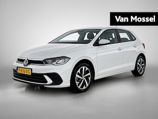 Volkswagen Polo 1.0 TSI Life Business | 95 PK | Apple Carplay/Android Auto | Parkeer sensoren voor en achter | Climatronic (automatische airco) | Adaptieve Cruise Control | Stoelverwarming |
