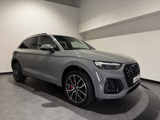 Audi Q5 50 TFSI e S edition | S line | Panoramadak | B&O | Matrix LED | 20" | S-Line interieur