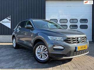 Volkswagen T-Roc 1.0 TSI Style Business/camera/ parkeersensor/ adaptive/carplay