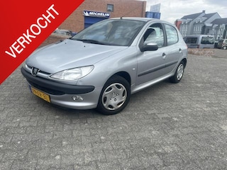 Peugeot 206 1.4, AIRCO , direkt rijklaar, APK 7-2027