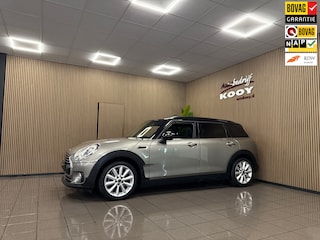 Mini Clubman 1.5 Cooper Chili Serious Business * Panoramadak / LED / Navigatie / Camera / NL Auto *