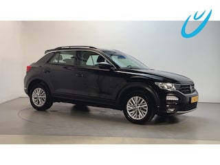 Volkswagen T-Roc 1.0 TSI Style Parkeersensoren Navigatie DAB+ App-Connect