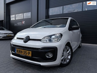 Volkswagen Up 1.0 TSI 90 PK Club|GTI Pakket|Milltek|Maxton|Cruise|Stoel verw|PDC|LMV|1e eig|Dealer onderhouden