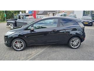 Ford Fiesta .