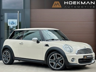 Mini Mini 3-Deurs 1.6 Chili | 43.000 km! dealeronderh.| Climate, Cruise, Navigatie, Bluetooth, Half lederen bekleding, USB/AUX, 17'