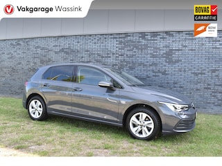 Volkswagen Golf 1.0 eTSI Life Business Automaat Navigatie