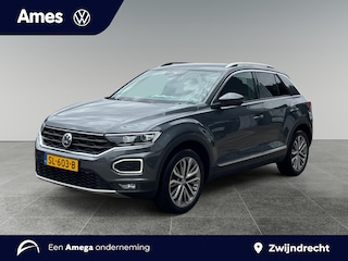 Volkswagen T-Roc 1.5 150pk TSI Sport Navigatiefunctie 'Discover Media' | Velgen 'Montego Bay', 18 inch | Parkeersensoren